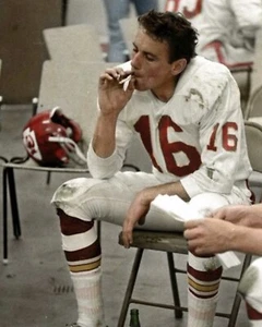 LEN DAWSON (smoking) - K.C. Chiefs, 8x10 Color Photo - Picture 1 of 1