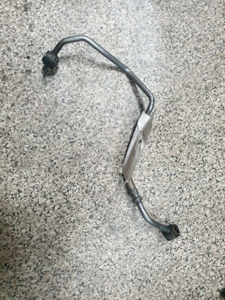 Tubo de manguera de alimentación de aceite turbo para Peugeot Partner 308 1,6 HDI 2011 a 2015 Foto 1 de 1