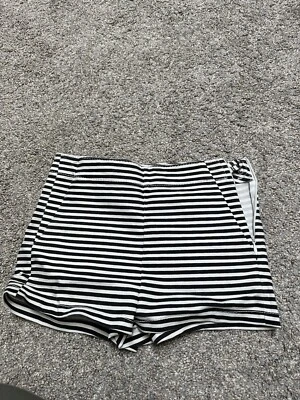 Striped Sailor Shorts Size 2 H&M Divided - Image 1 of 4