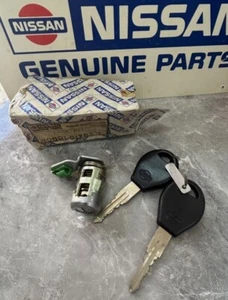 New Genuine Nissan Sentra B13 100NX Sunny Door Cylinder Lock LH 80601-61Y85 - Picture 1 of 5