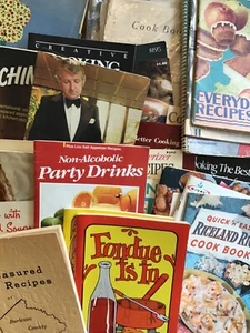 Vintage Cookbooks   ***Your CHOICE*** - Picture 1 of 118