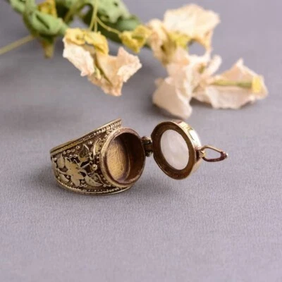 Natural Moonstone poison ring . Gold Moonstone hidden box ring . Handmade ring - Image 1 of 4