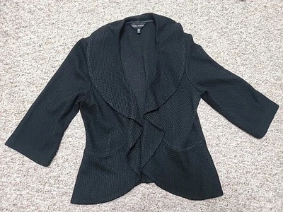 Chaqueta tejida texturizada manga 3/4 delantera abierta con volantes negros Ming Wang PM Foto 1 de 4