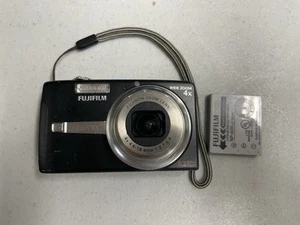Fujifilm FinePix F480 8,2-MP-Digitalkamera – silberfarben ungetestet wie abgebildet - Bild 1 von 3
