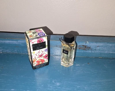 GUCCI FLORA GLORIOSO MANDARINA 0,16 FL oz/5 ML EDT Splash miniatura en caja Foto 1 de 4