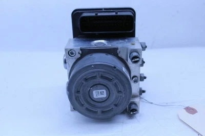 Bomba de freno ABS BMW 335i 435i 340i 440i M235i 2014-2020 34516897117 OEM usada Foto 1 de 4