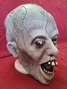 Rubies Friday the 13th (1980) Young Jason Voorhees Deluxe Collector Latex Mask - Foto 1 di 4