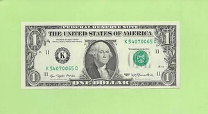 1977 ..UNCIRC $1 K 5407 0065 C .... 1977 $1 K-C NICE NOTE FRN - Picture 1 of 2
