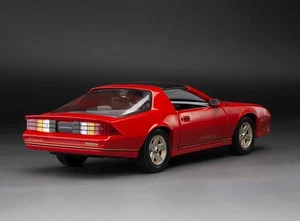 Chevrolet Camaro 1985 rojo iroc escala 1:18 de Sun-Star SS1946 - Imagen 1 de 7