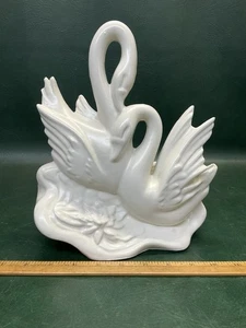 Vintage Hull Pottery 10.5" White Double Swan Porcelain Planter ~ Read - Picture 1 of 10