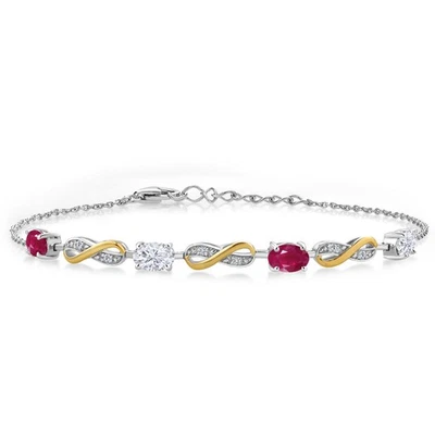 Brazalete infinito de diamantes cultivados en laboratorio de plata 925 y oro amarillo de 10 quilates para mujer Foto 1 de 4