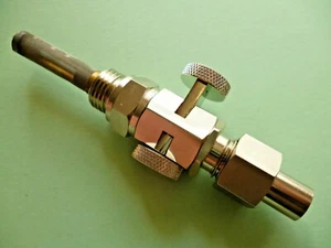BSA TRIUMPH NORTON AJS PETROL FUEL TAP  1/4 x 1/4 BSP ETHANOL RESISTANT 'NEW' - Picture 1 of 2