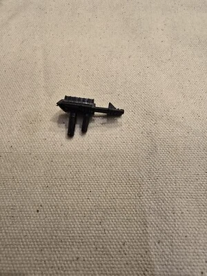 Arma pistola láser Marvel con gancho para cinturón 1984 Secret Wars Baron Zemo Iron Man figura Foto 1 de 4