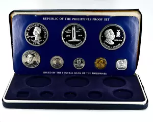 PHILIPPINES 1978 Proof Set including 25 & 50 Piso Silver coins 'Manuel L.Quezon' - Picture 1 of 3