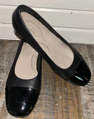 Clarks Collection Talla 8.5 AMPLIO Marilyn Sara Negro Pump Cap Puntera Bloque Tacón Acolchado Foto 1 de 4