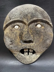 Gruselige coole antike strukturierte handgeschnitzte Gesichtsmaske versteinert - Bild 1 von 24