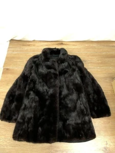 SAGA Nerzmantel schwarz Pelzjacke Echtpelz 11 - Bild 1 von 9