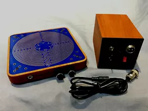 Schumann CHARTRES V.2 Resonator with Chartres PowerBrick powersupply - Picture 1 of 3