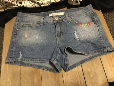 Energie Distressed / Embroidered Short Shorts Juniors Size 9 - Image 1 of 4
