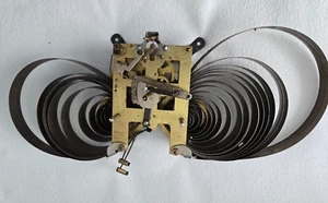 Vintage Korean Sehwa Mantle Clock Movement - Picture 1 of 11