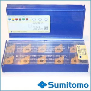 DNMG 433 ESE-ND1 AC820 SUMITOMO *** 10 INSERTI *** CONFEZIONE DI FABBRICA *** - Foto 1 di 1