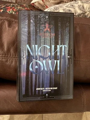 Paleta de arte Night Owl de Jeffree Star Foto 1 de 3