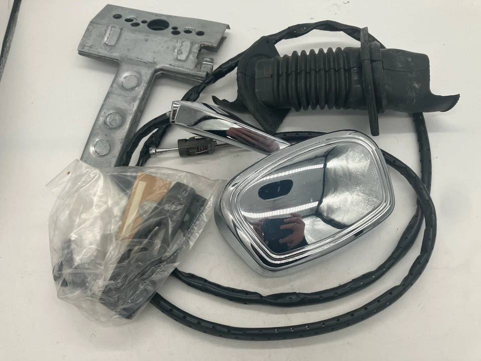 Espejo retrovisor remoto cromado derecho Buick Oldsmobile 77-79 carrocería B/C 995360 Foto 1 de 4