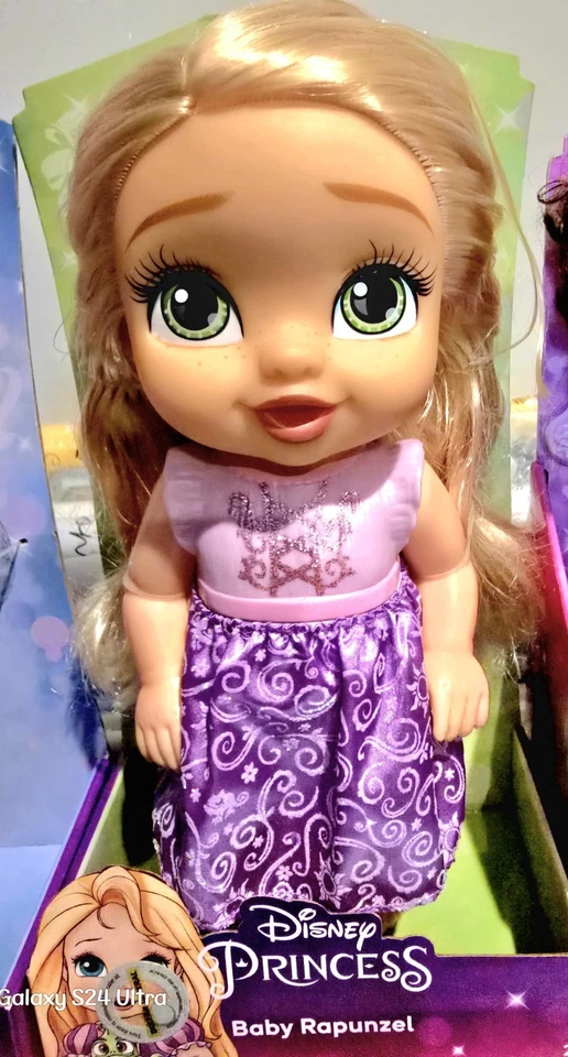 *NUEVO EN CAJA* Muñeca Disney Baby Rapunzel de 12" Foto 1 de 1