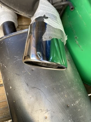 2006 - 2012 Toyota Avalon Muffler W/Tailpipe 17430-0P042 OEM - Image 1 of 3