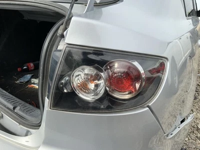 Luz trasera de pasajero sedán cuarto montado en panel OEM 07-09 MAZDA 3 1357270 Foto 1 de 4