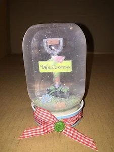 Nantucket Springtime Water Globe, Garden Shovel With Welcome Sign. In Mason Jar - Picture 1 of 9