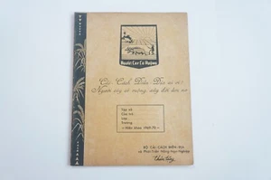 CUADERNO DE PROPAGANDA VINTAGE AGRICULTURA DEL SUR VIETNAM ""NGUOI CAY CO RU NG - Imagen 1 de 8