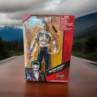 DC Comics Multiverso Esquadrão Suicida "O Coringa" - Imagem 1 de 3