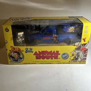 Muscle Machines Animal House Monster Patrol Truck Diecast Modellbausatz 1:24 2004 - Bild 1 von 7