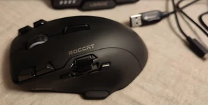 ROCCAT LEADR Wirless Gaming Maus mit Ladestation - Neuwertig - MINT Condition - Bild 1 von 8
