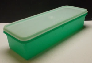 Tupperware 892 Jadite Green Apio Veggie Keeper 12" x 3,75 x 2,25" I.D. - Imagen 1 de 4