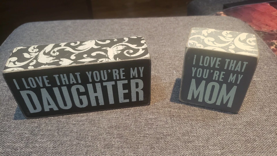 Pre-owned Primitives by Kathy set of signs mother and daughter  - Image 1 of 4