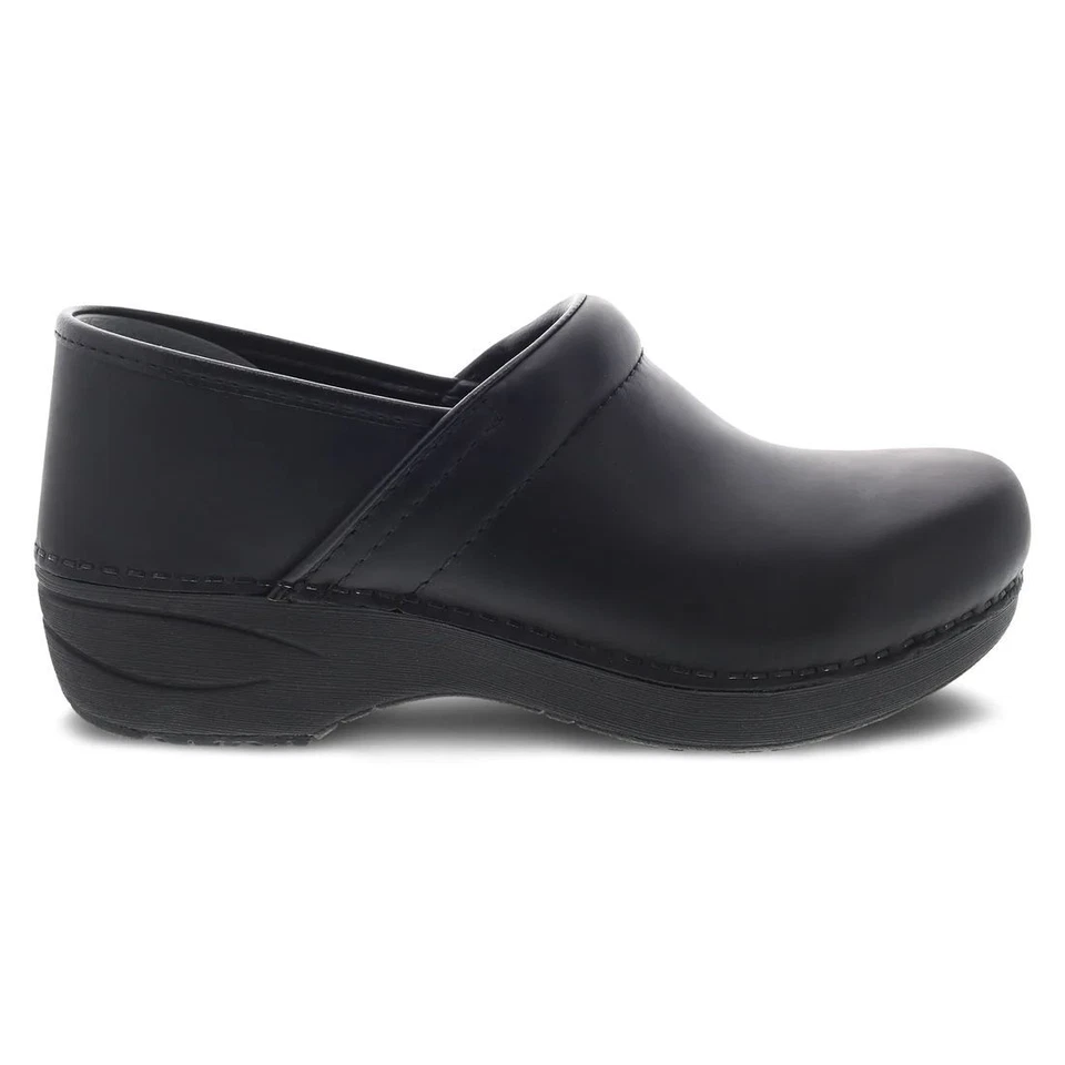 Dansko Womens XP 2.0 Waterproof Pull up Black Size EU 37