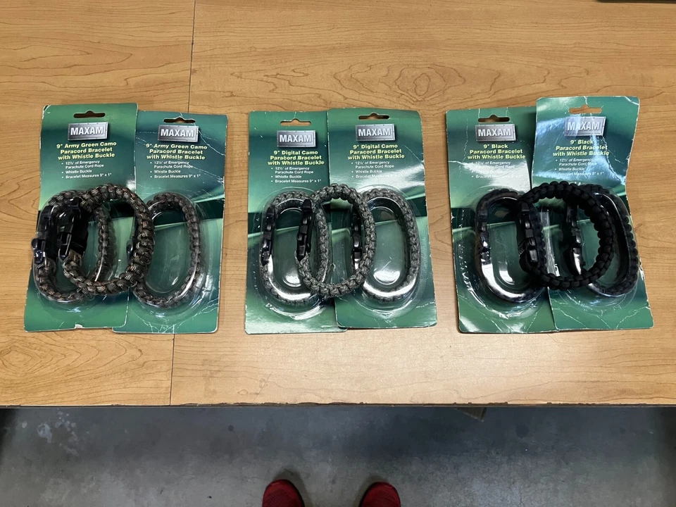 9 Pulseras Maxam 9" Paraccord con Silbato y Cordón de Paracaídas de Emergencia de 12.5' Foto 1 de 4