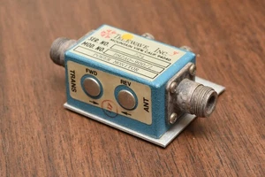 Monitor de alimentación de RF de doble dirección Telewave PM2AQ-900/2 - Imagen 1 de 4