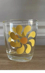 Vintage Sour Cream Glass Yellow/Orange Daisy Pinwheel Flowers 1/2 Pint Size - Picture 1 of 1