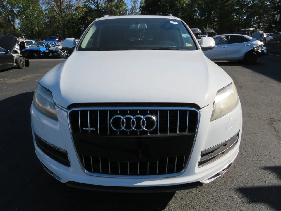 Audi Q7 2014 conjunto de bomba de combustible (3,0 l) (montado en tanque) OEM 4L0919087A Foto 1 de 4