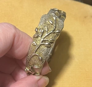 Vtg 50-60’s Raised Vines Leaves Hinged Bangle Watch Bracelet - Watch Missing - Picture 1 of 3