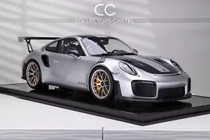 Porsche 911 GT2 RS (argento) [Dino/+] scala 1:8 - Foto 1 di 3