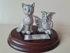 Small Metal Owl & Pussycat Ornament For Your Friendship & Loyalty Tony Flanagan - Picture 1 of 8
