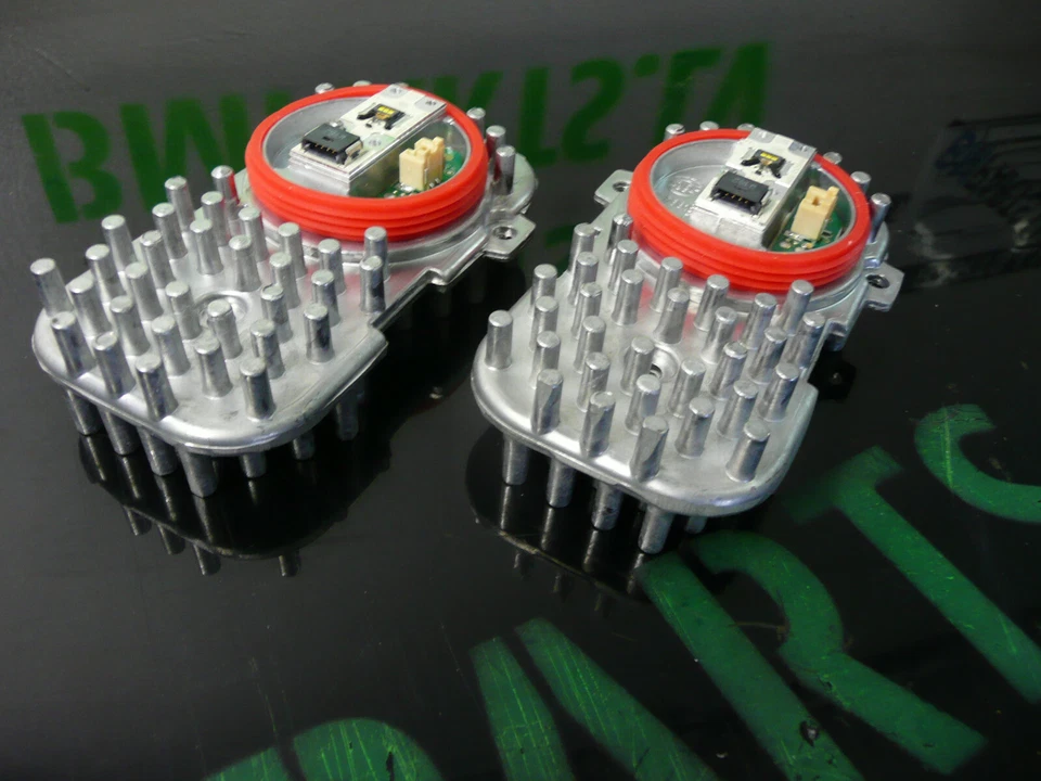 NEW BM BMW SET OF LED MODULES 63117263051  - Image 1 of 3