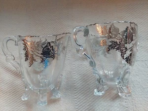 Silver City Flanders Silberüberfang Milchkännchen und Zucker Blumen Glas - Bild 1 von 10