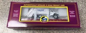 MTH 20-95796 DONALD J TRUMP FLACHWAGEN MIT MÜLLWAGEN - ANGEBOTE MACHEN!!!!! - Bild 1 von 2