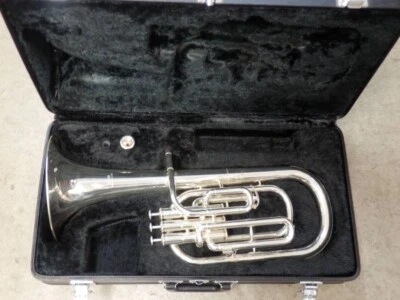 Yamaha YAH-203S Альтовый Рог Eb Желтая Латунь Посеребренная с Чехлом и Мундштуком Новая - Изображение 1 из 2