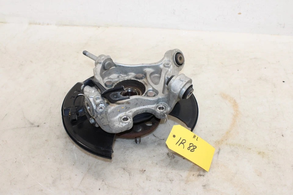 Acura RLX 2016-2020 AWD nudillo trasero izquierdo/husillo OEM IR88 Foto 1 de 4